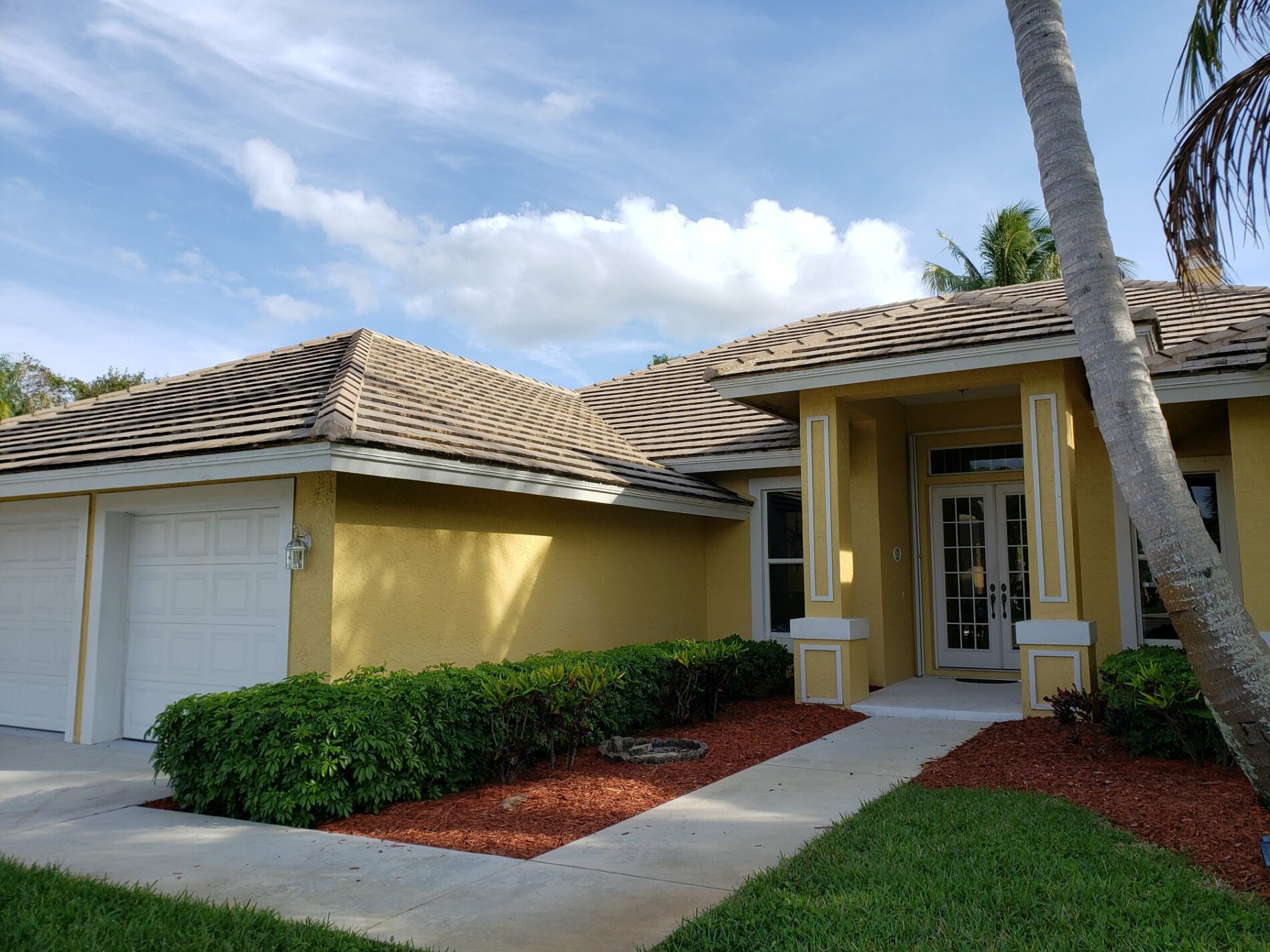 roof washing Stuart FL